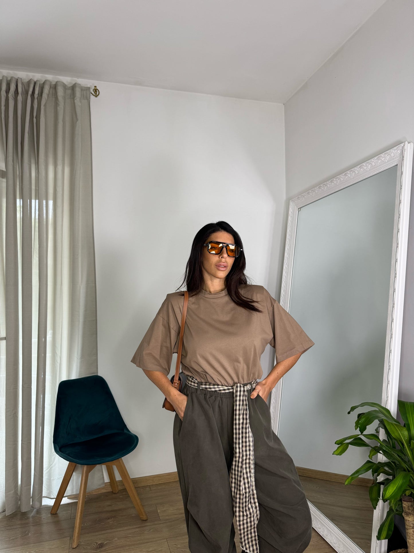 T-shirt basic spallina  (2 colori )
