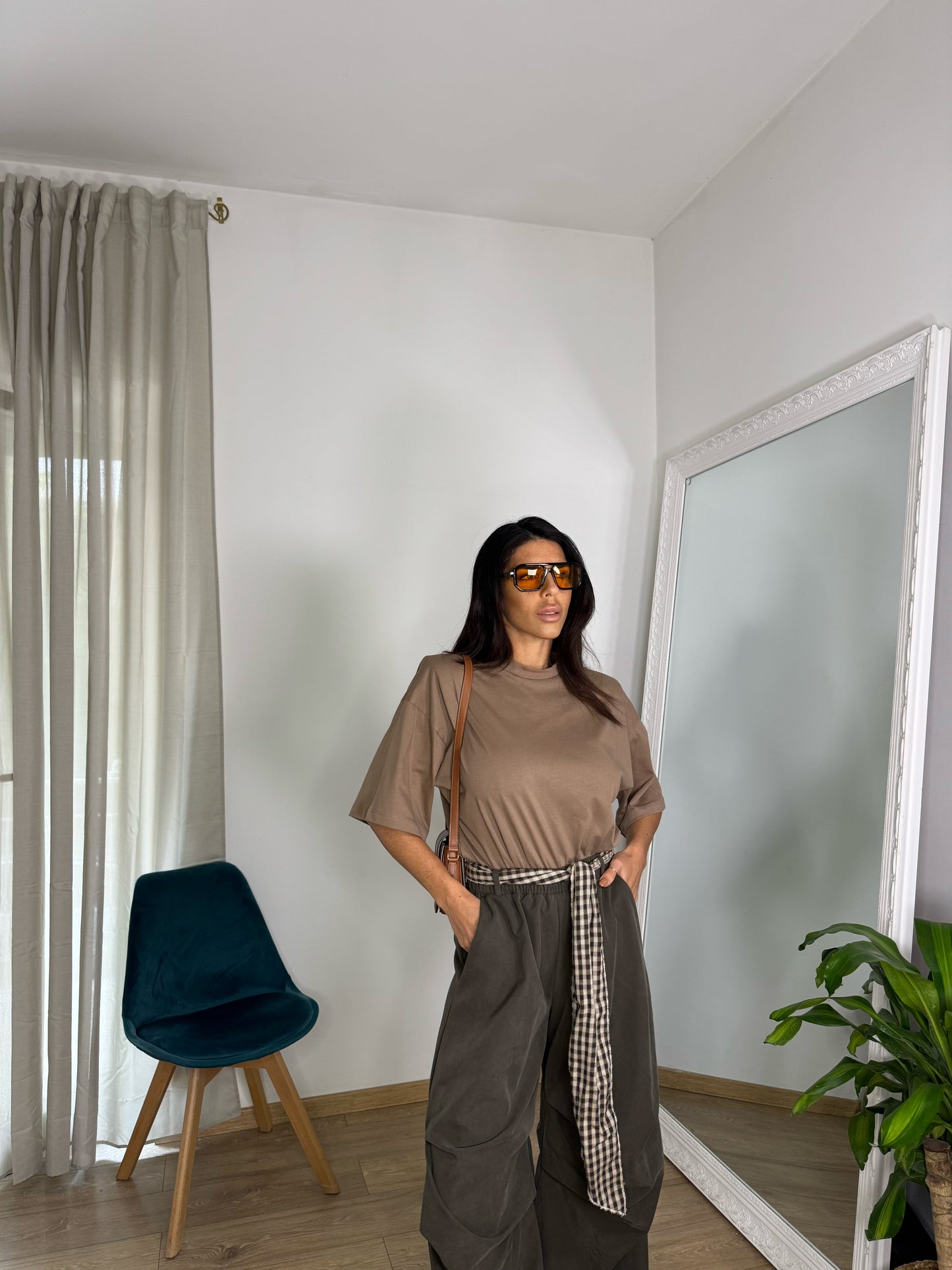 T-shirt basic spallina  (2 colori )