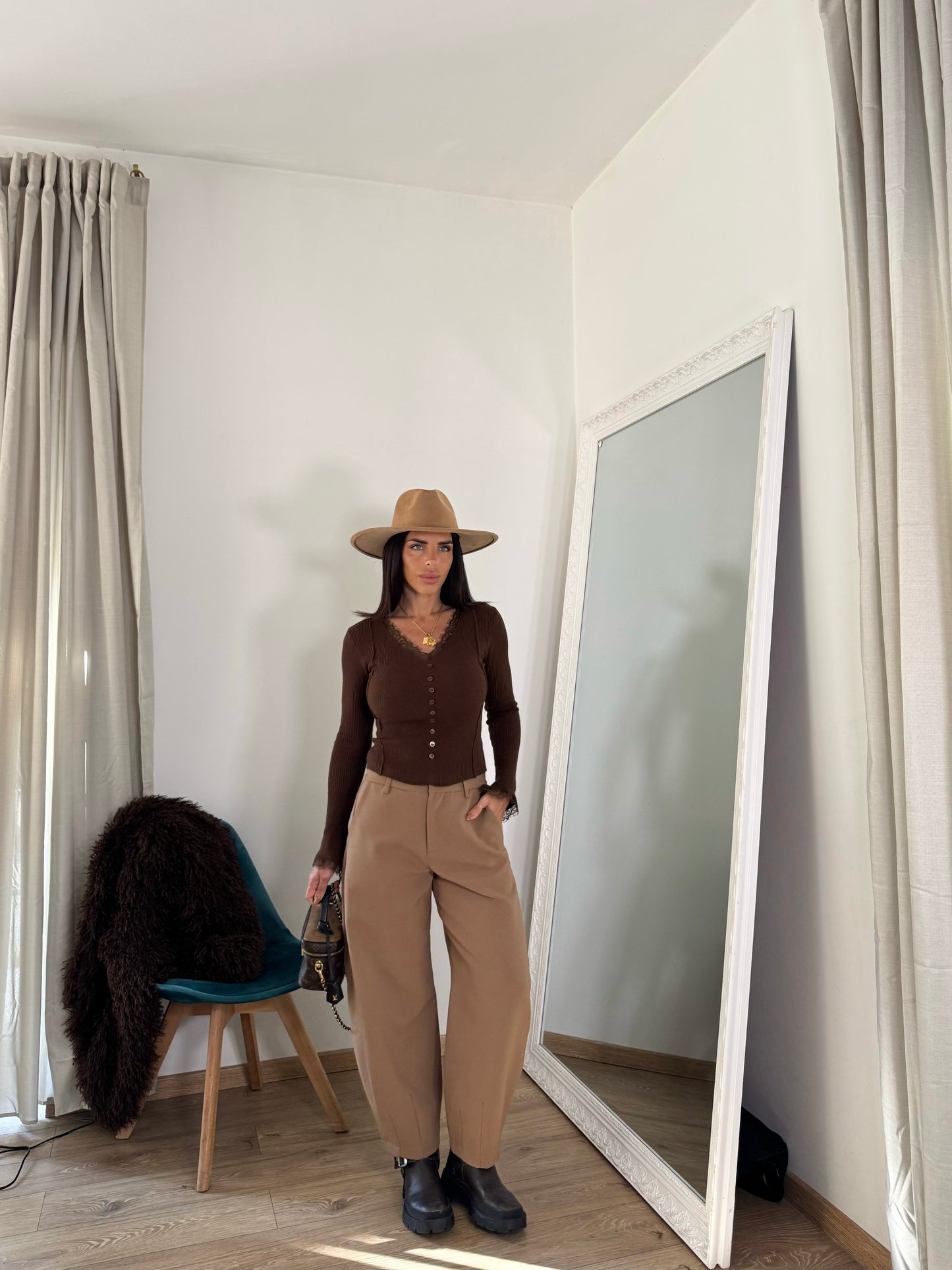 Pantaloni Camel Classic by lumina