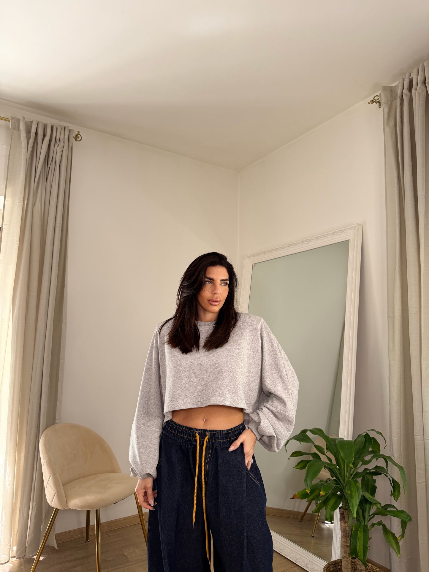 Felpa crop Danielle (3 colori)