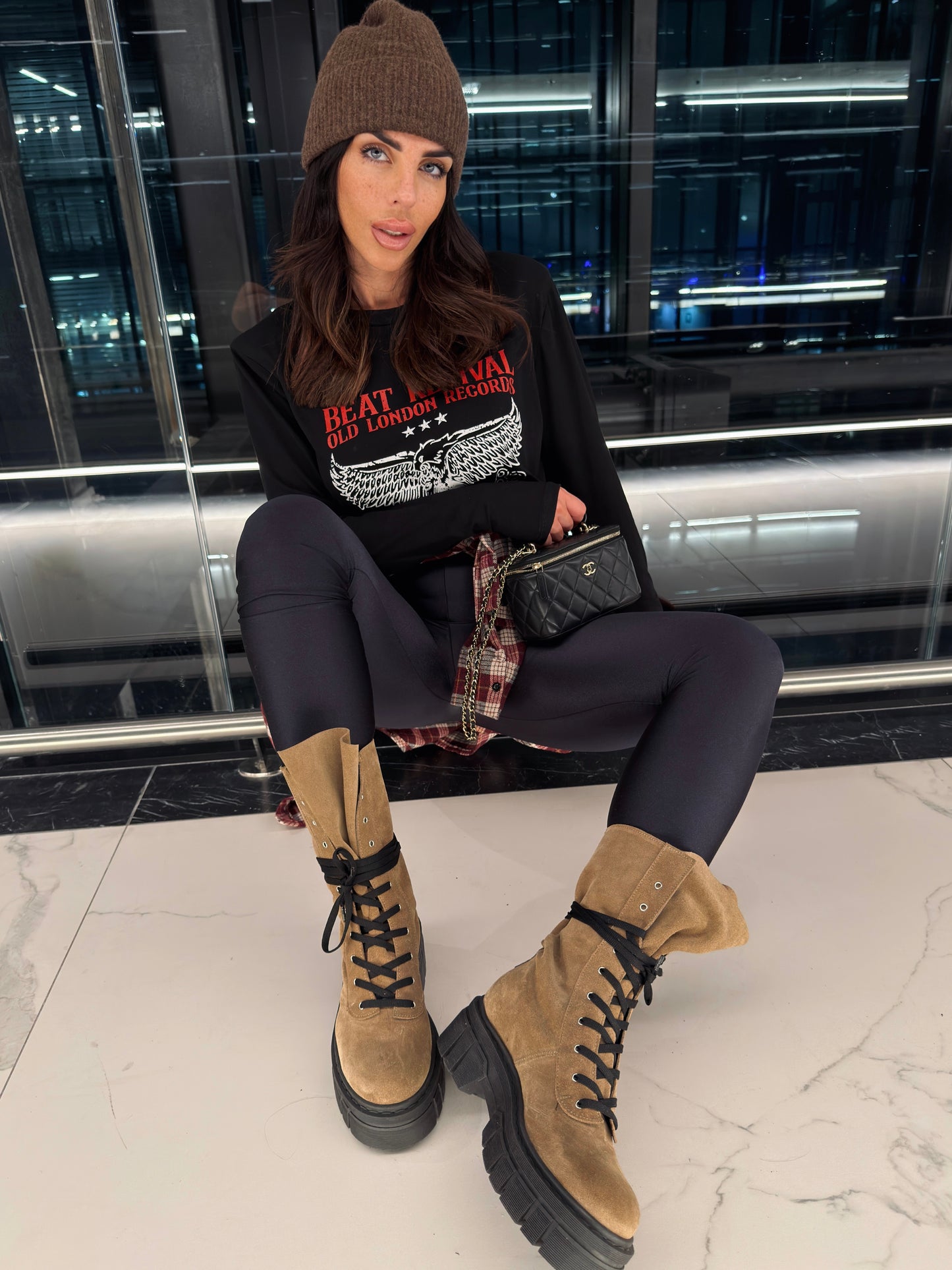 Stivaletti Fairmont in camoscio beige